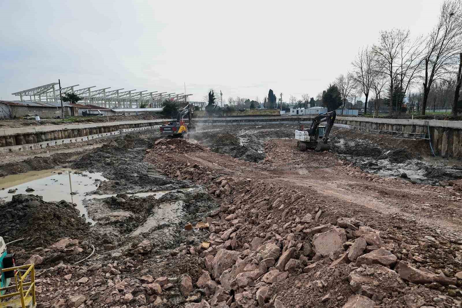 sakaryada-sehir-kutuphanesi-ve-bilim-merkezi-yukseliyor