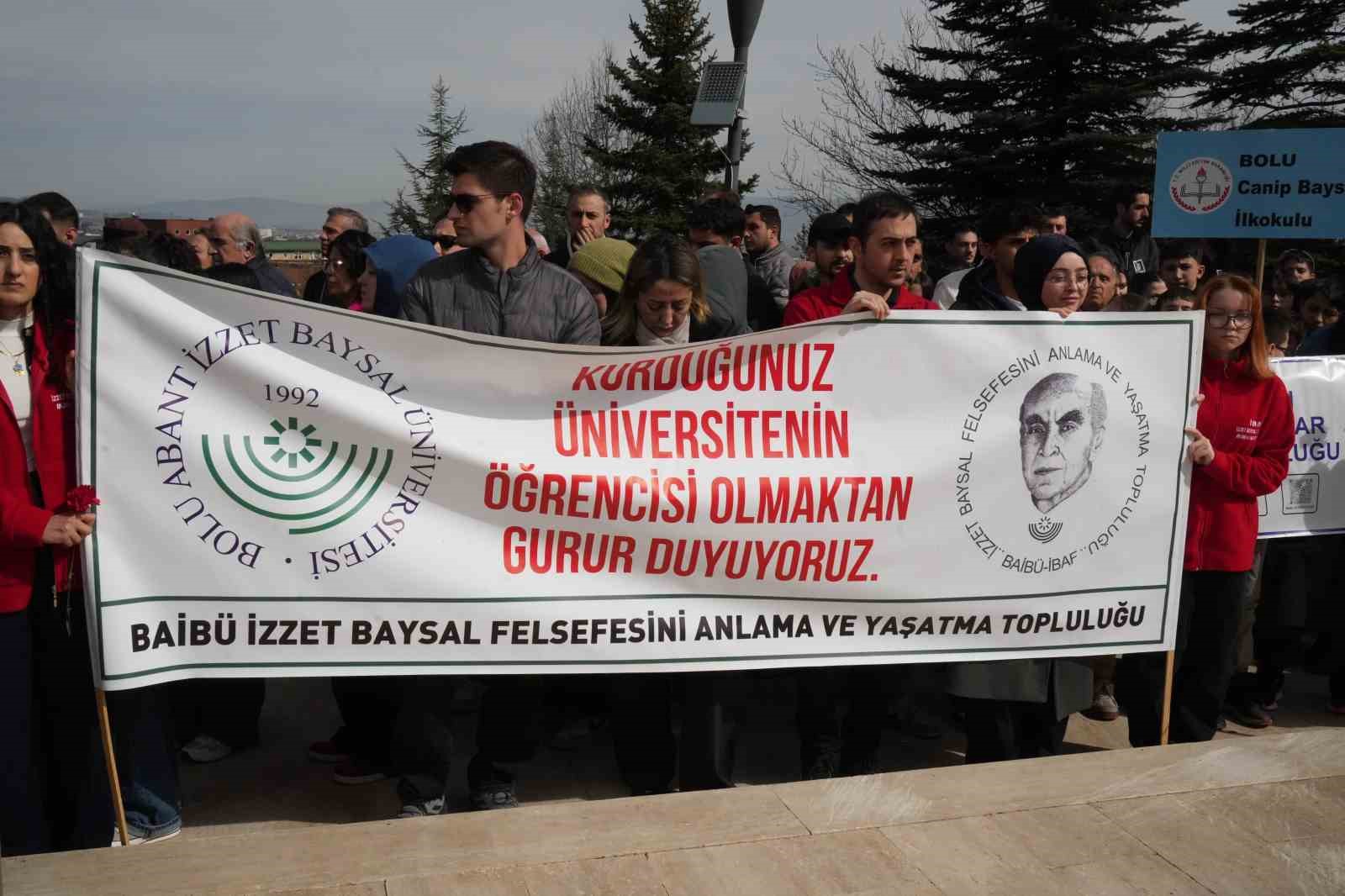 bolunun-babasi-izzet-baysal-vefatinin-26nci-yilinda-dualarla-anildi