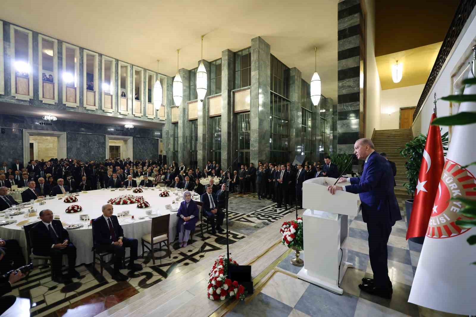 cumhurbaskani-erdogan-biz-bolgemizi-ve-insanligi-ilgilendiren-meselelerde-asla-tarafsiz-degiliz