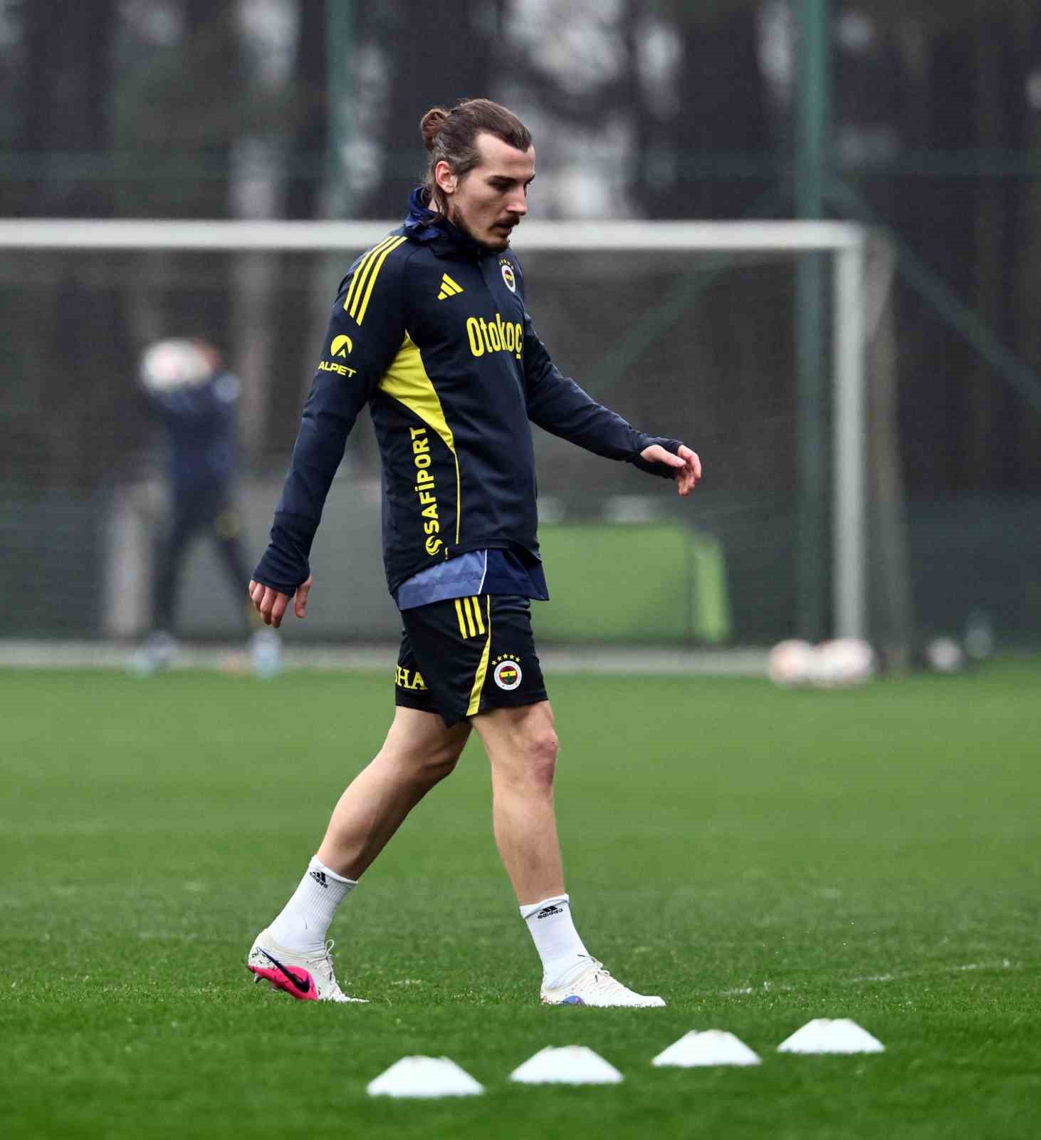 fenerbahce-besiktas-maci-hazirliklarina-basladi