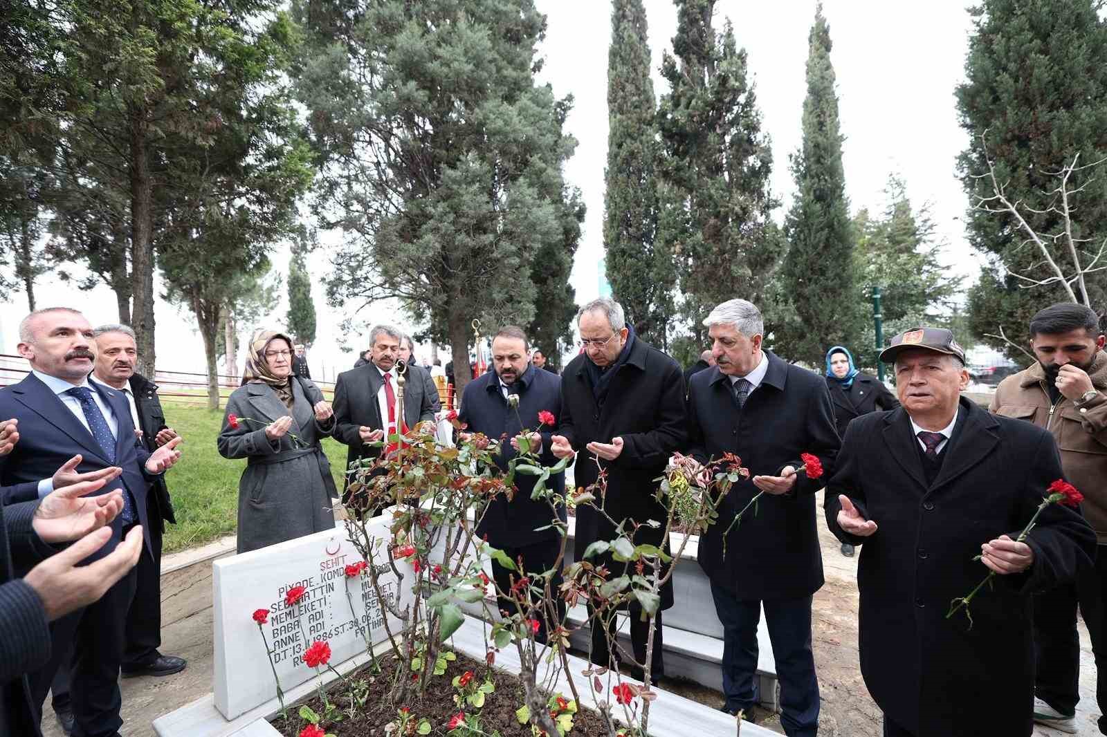 kocaelinin-8-ilcesinde-18-mart-torenleri-duzenlendi