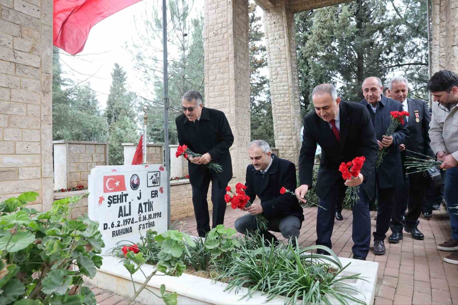kocaelinin-8-ilcesinde-18-mart-torenleri-duzenlendi