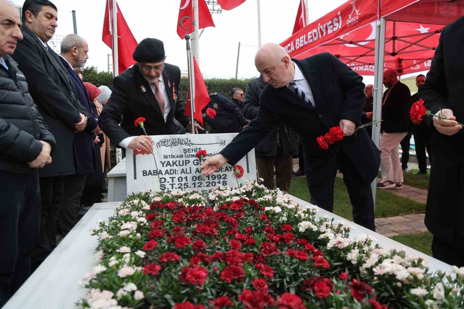 kocaelinin-8-ilcesinde-18-mart-torenleri-duzenlendi