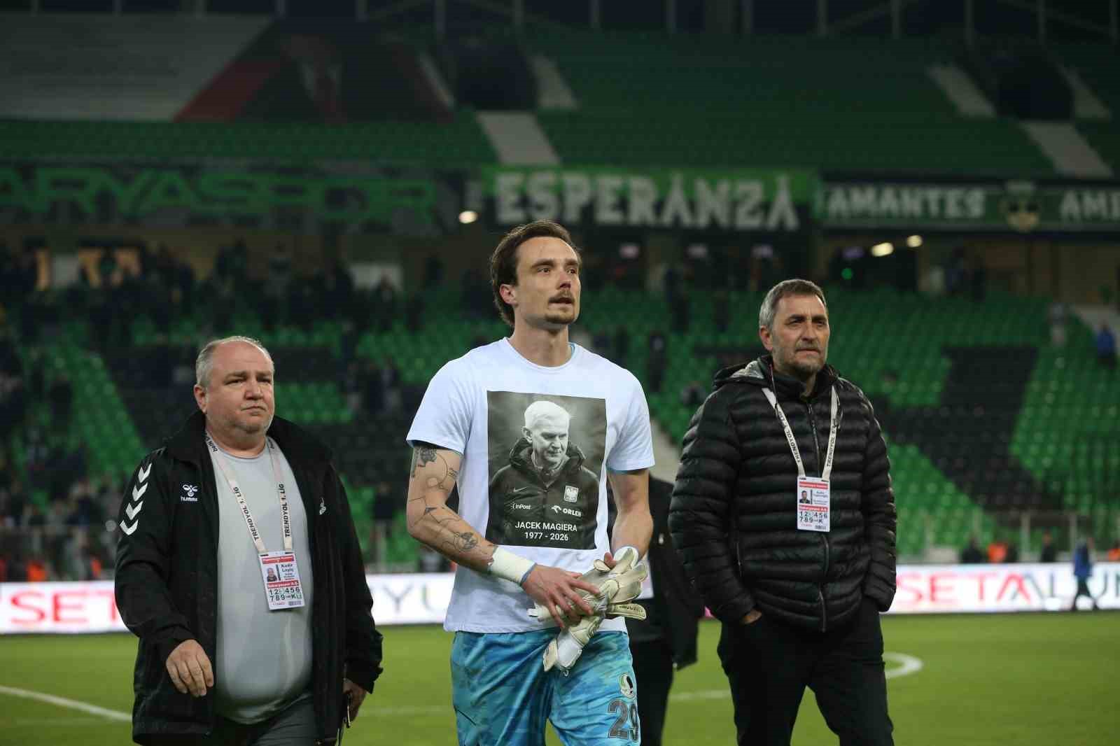 6-sezonda-16-teknik-adam-5-baskan-15-senelik-sakaryaspor-seruveni