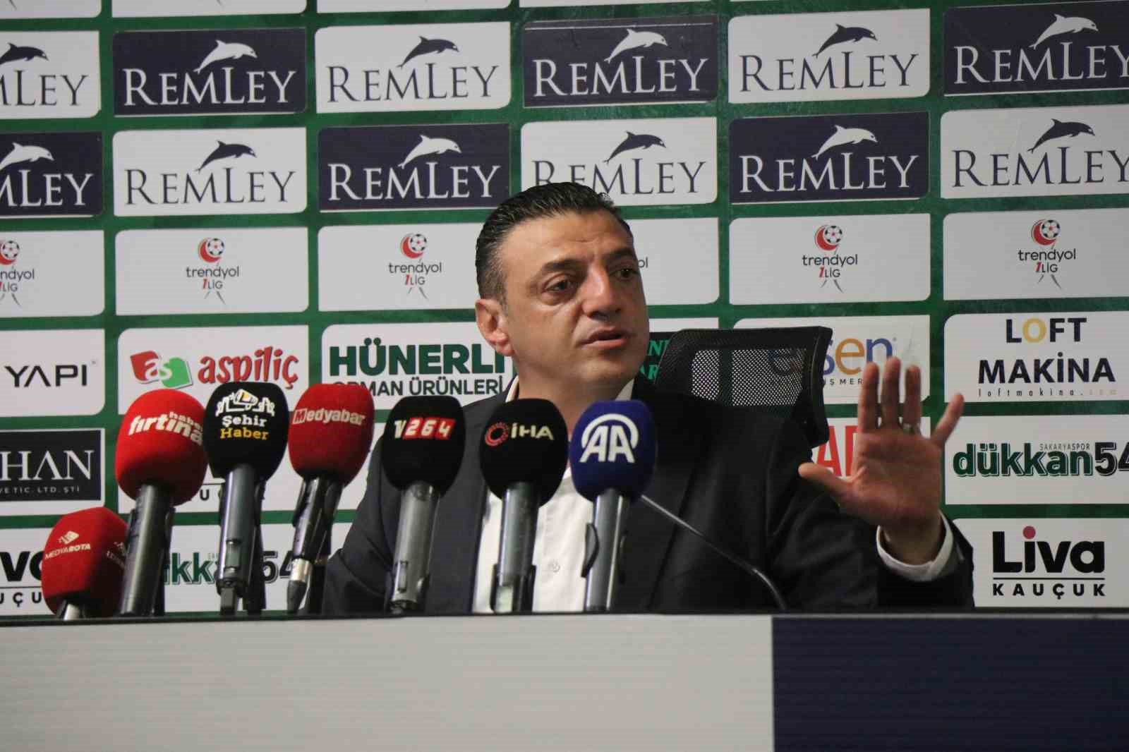 6-sezonda-16-teknik-adam-5-baskan-15-senelik-sakaryaspor-seruveni