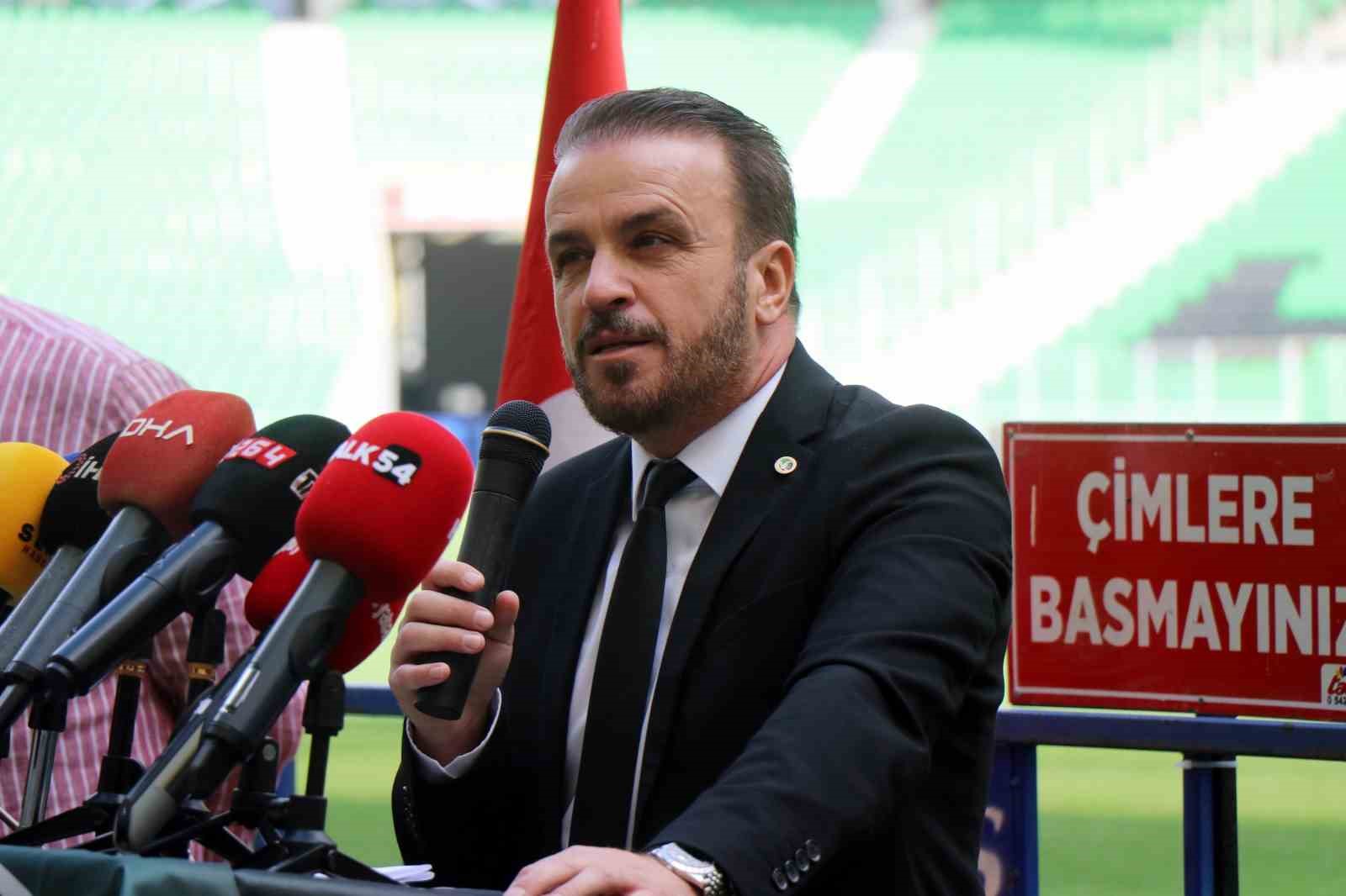 6-sezonda-16-teknik-adam-5-baskan-15-senelik-sakaryaspor-seruveni
