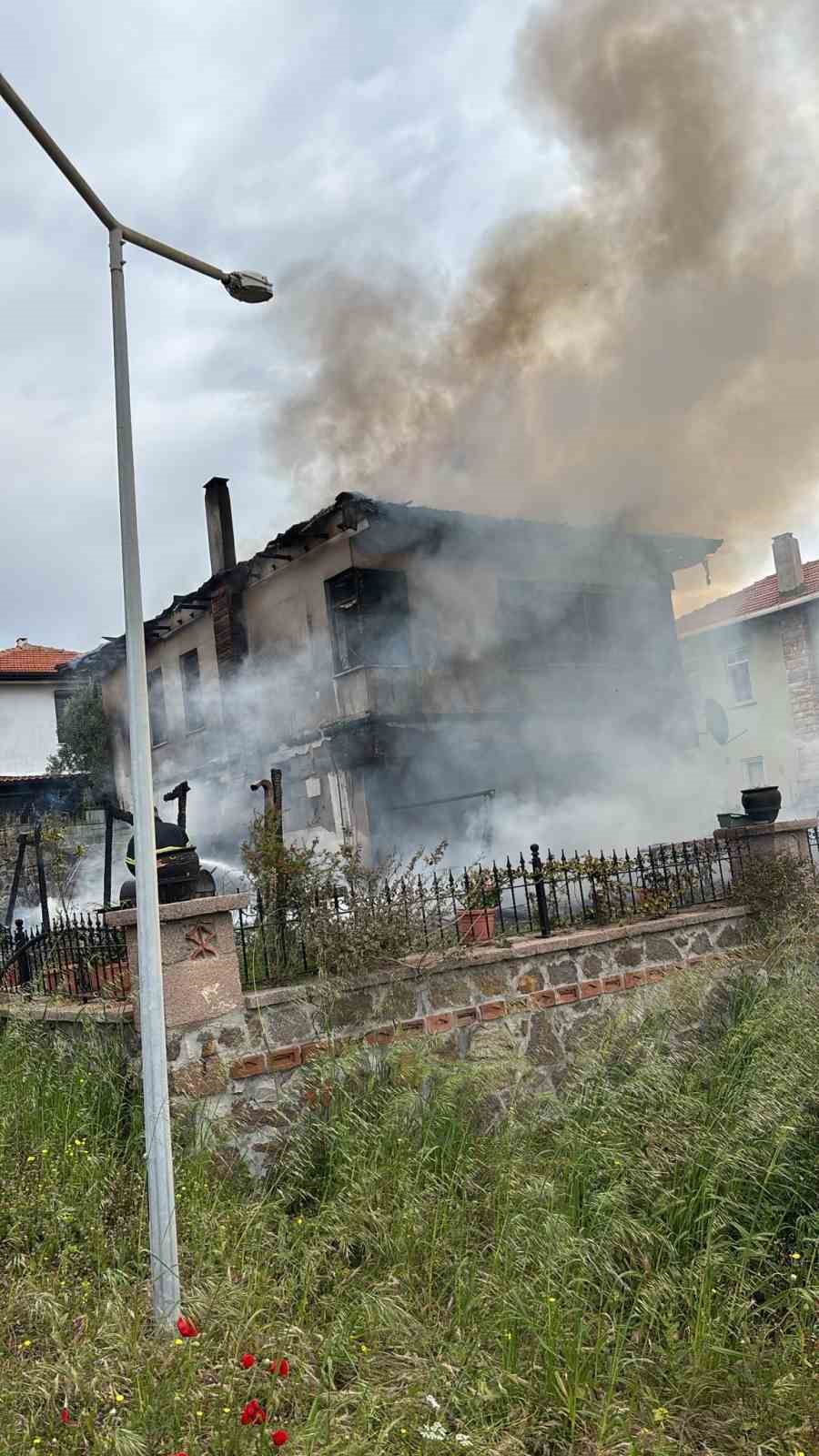 ayvacikta-villa-yangini