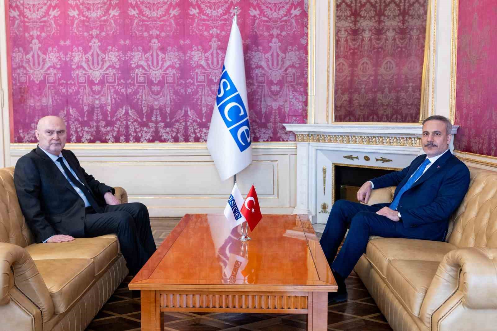 bakan-fidan-agit-genel-sekreteri-sinirlioglu-ile-bir-araya-geldi