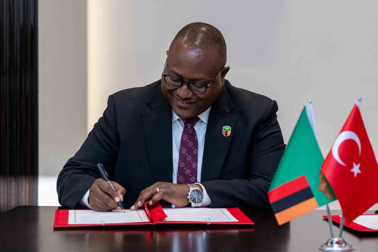 bakan-fidan-zambiya-disisleri-bakani-haimbe-ile-bir-araya-geldi