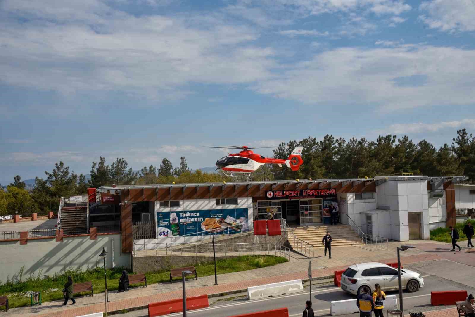 baygin-haldeki-genc-kizin-yardimina-ambulans-helikopter-yetisti