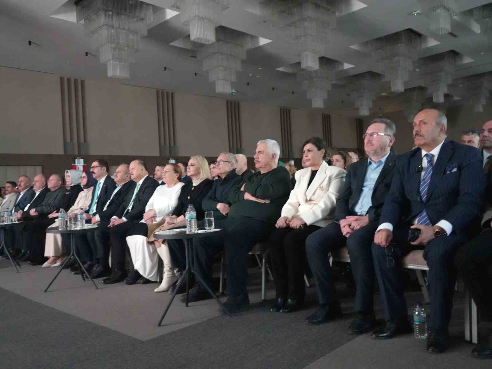 binlerce-yillik-tarihe-yapay-zekayla-isik-tutulan-filmin-galasina-yogun-ilgi