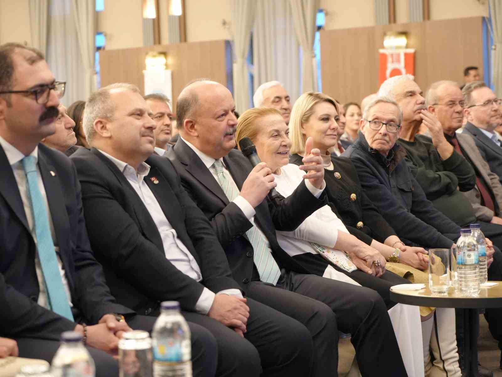 binlerce-yillik-tarihe-yapay-zekayla-isik-tutulan-filmin-galasina-yogun-ilgi