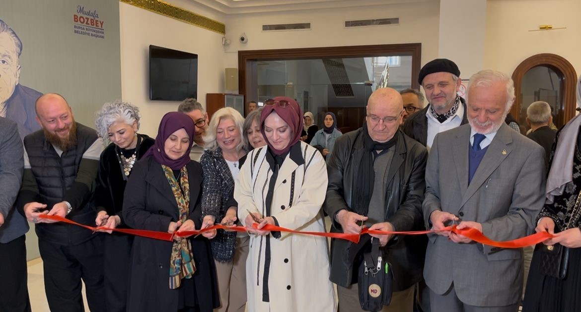 bursada-700-yila-ozel-hat-sergisine-yogun-ilgi