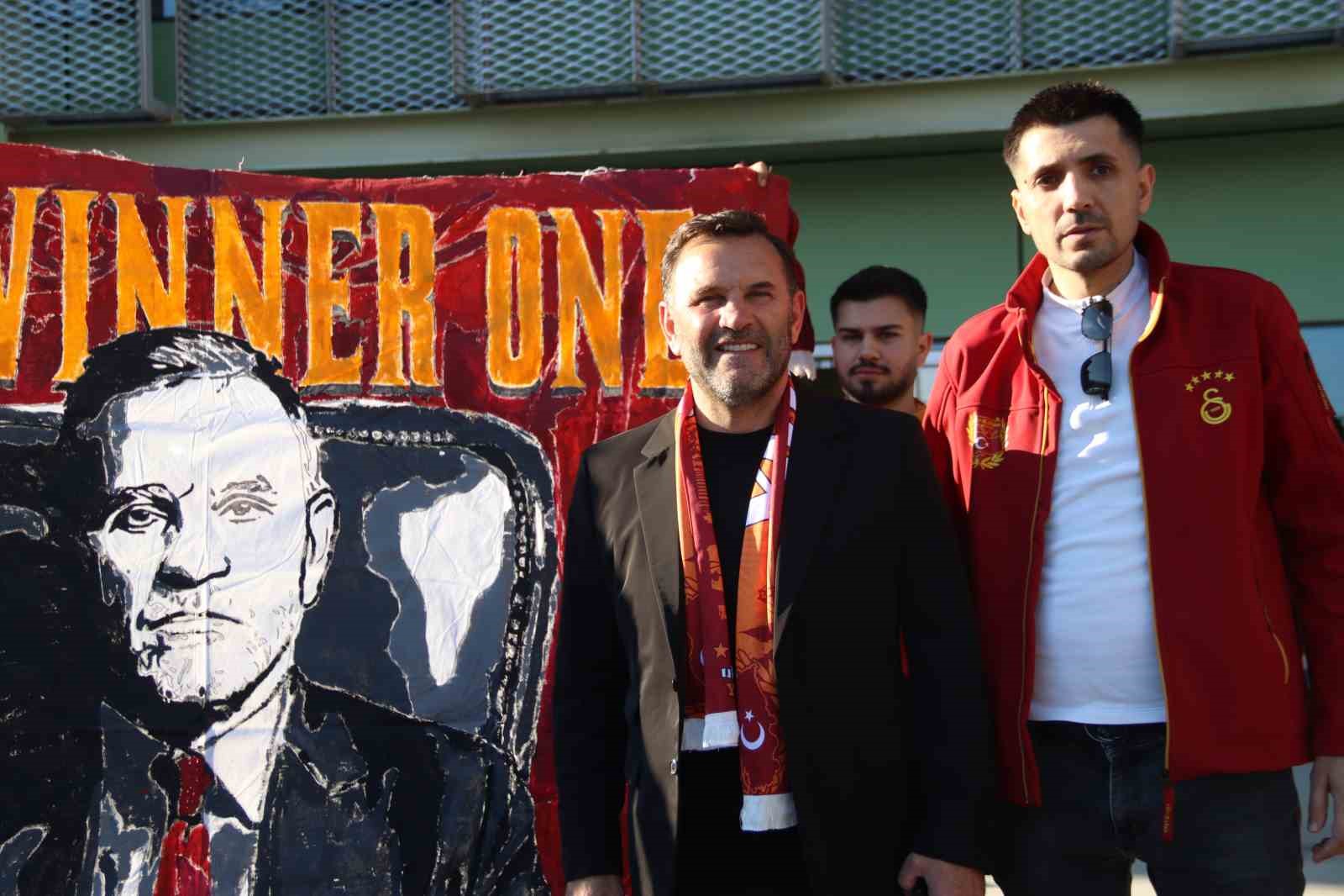 galatasaray-kafilesi-izmirde