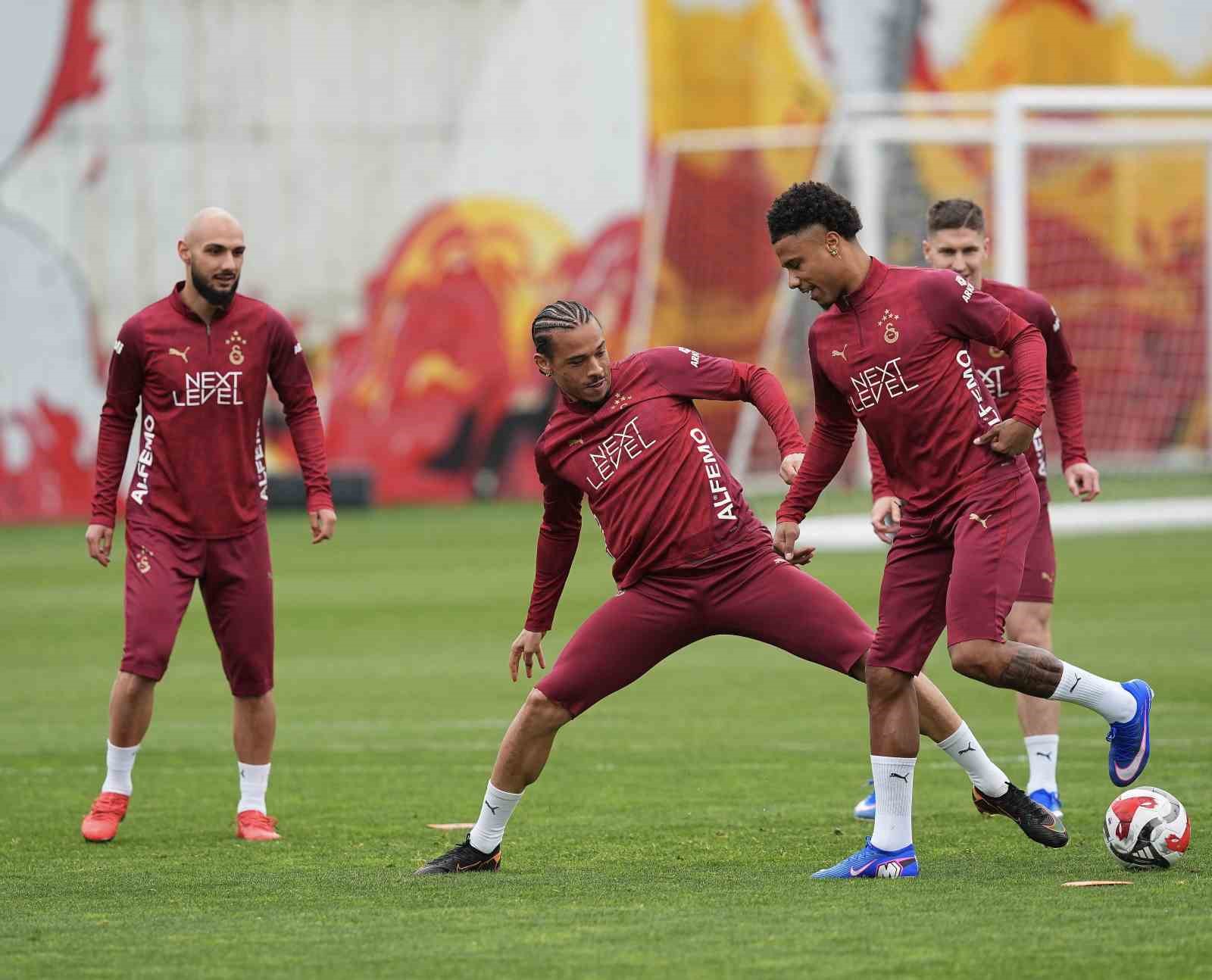 galatasaray-samsunspor-maci-hazirliklarini-surdurdu