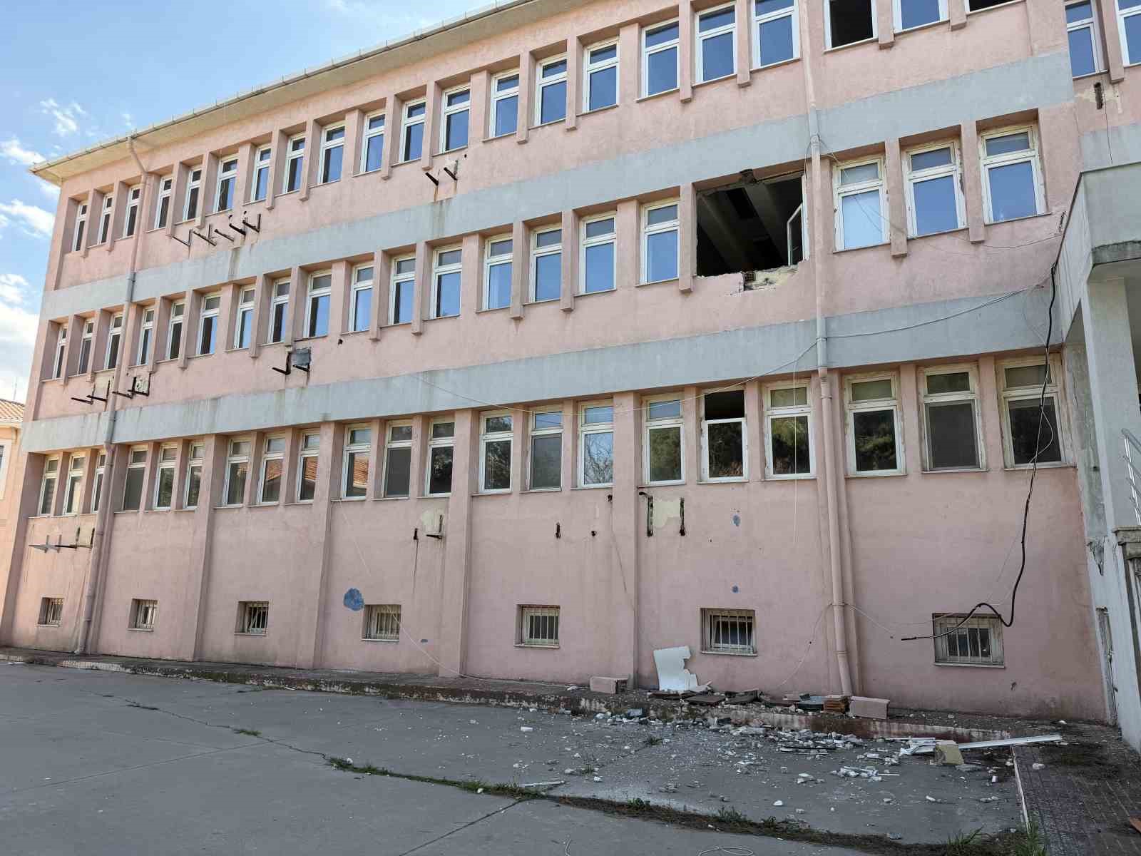 geliboluda-eski-kaymakamlik-binasi-konuk-evi-olacak