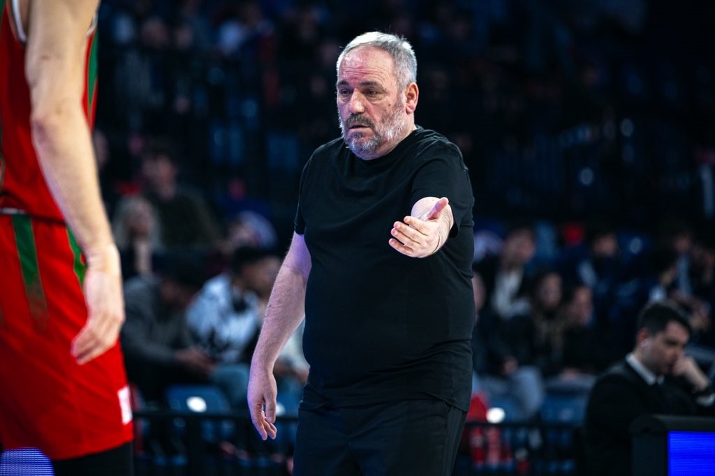 karsiyaka-basketboldan-2-maclik-galibiyet-serisi