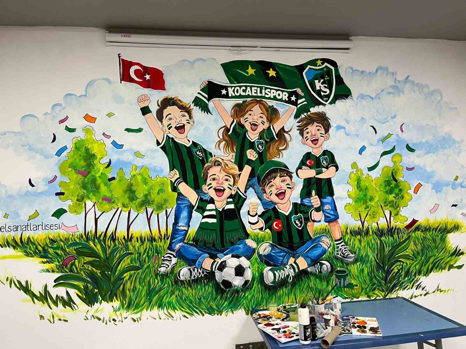 liseli-ogrencilerden-kocaelispora-ozel-duvar-resmi