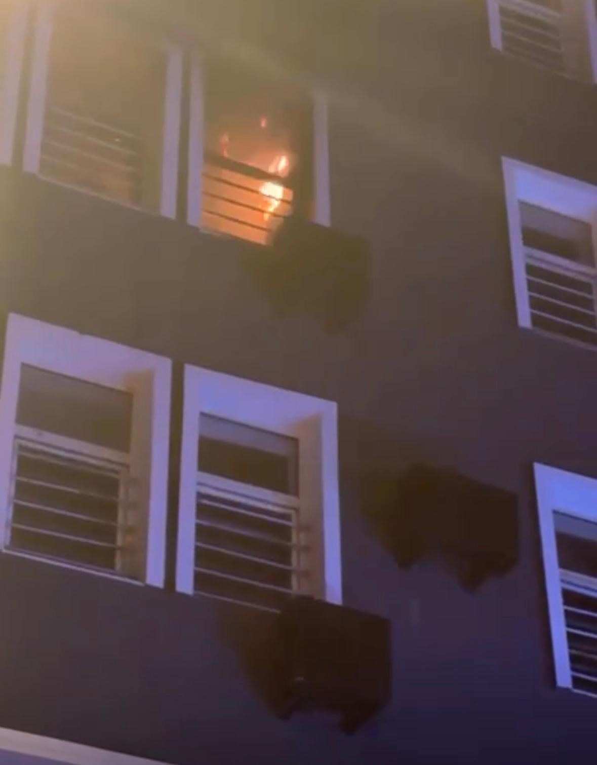 otel-odasindaki-yangin-itfaiye-ve-112yi-alarma-gecirdi