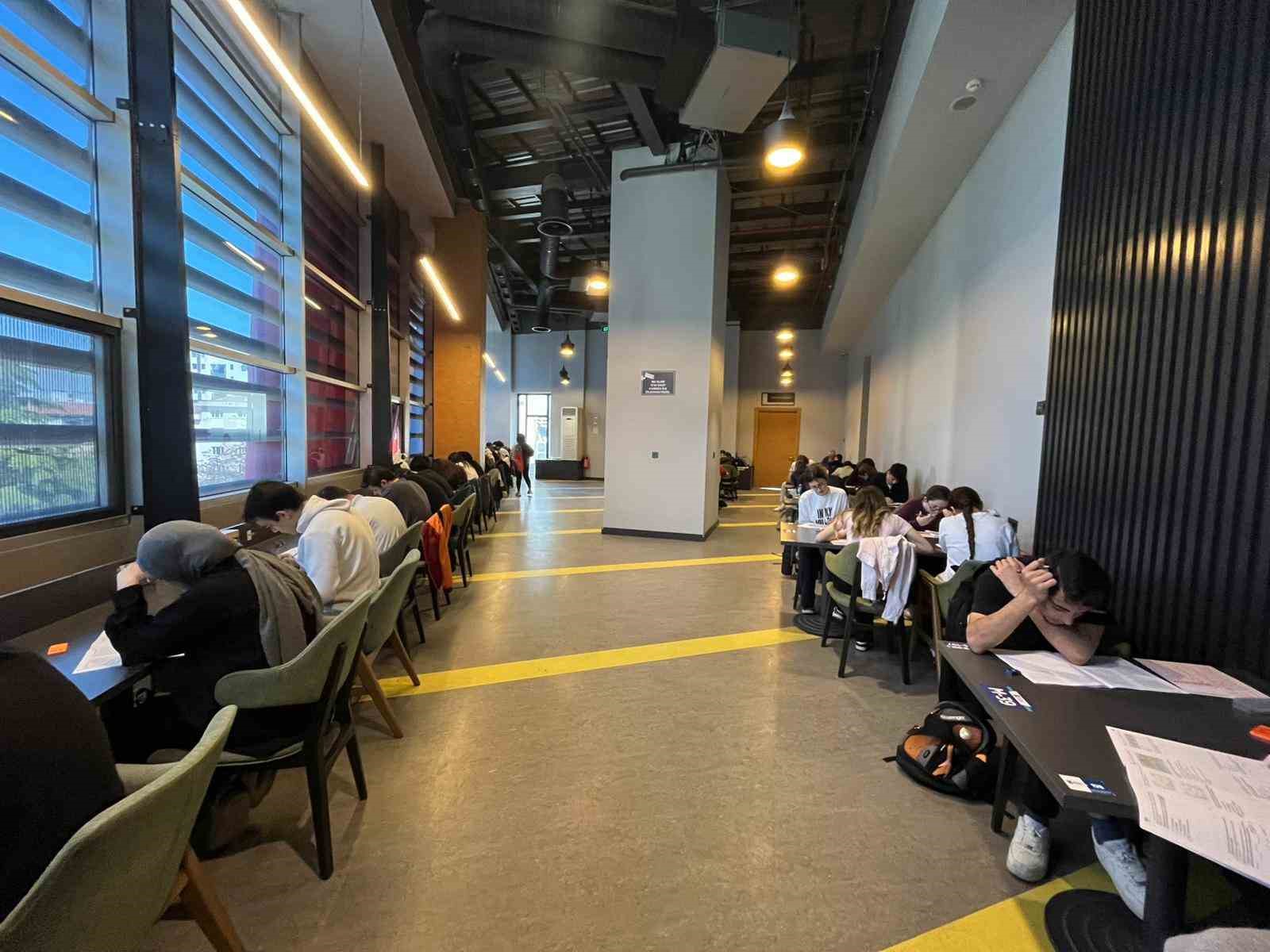 universite-hayaline-yildirim-destegi