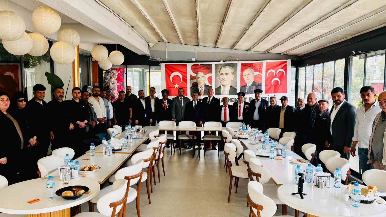 veysel-sahin-bayindirda-ziyaretlerde-bulundu