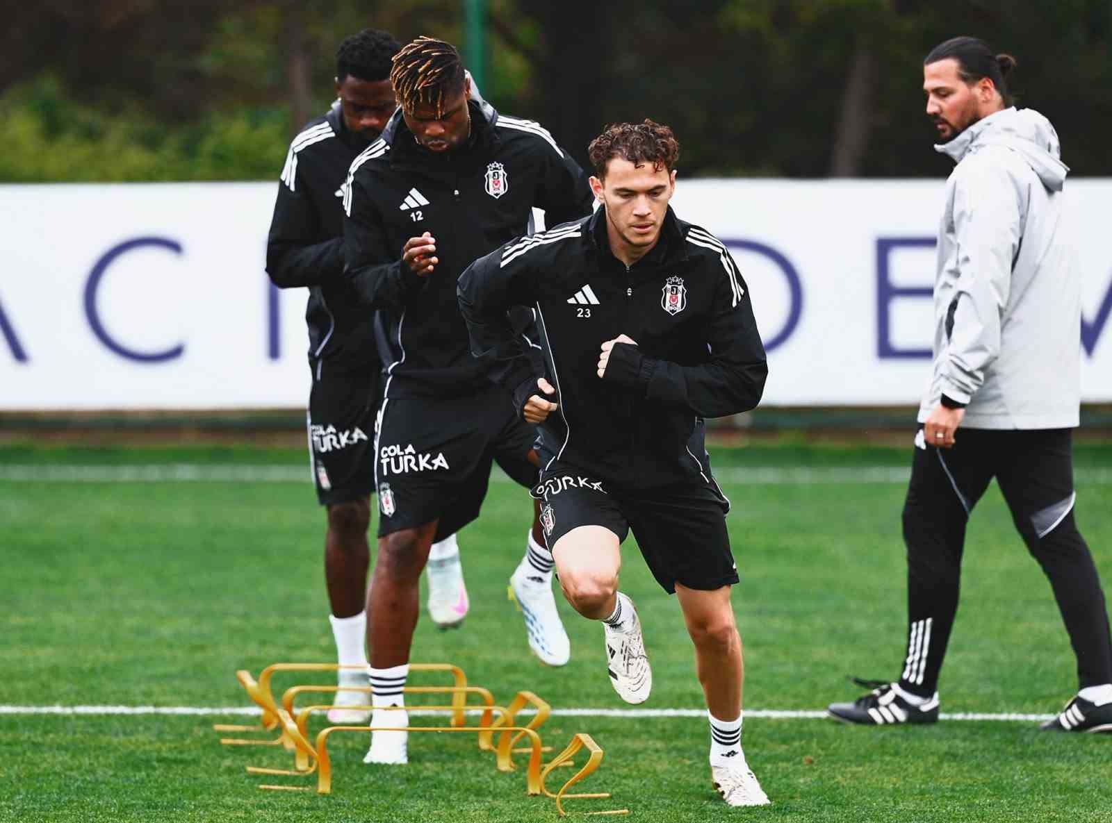 besiktas-konyaspor-maci-hazirliklarini-surdurdu