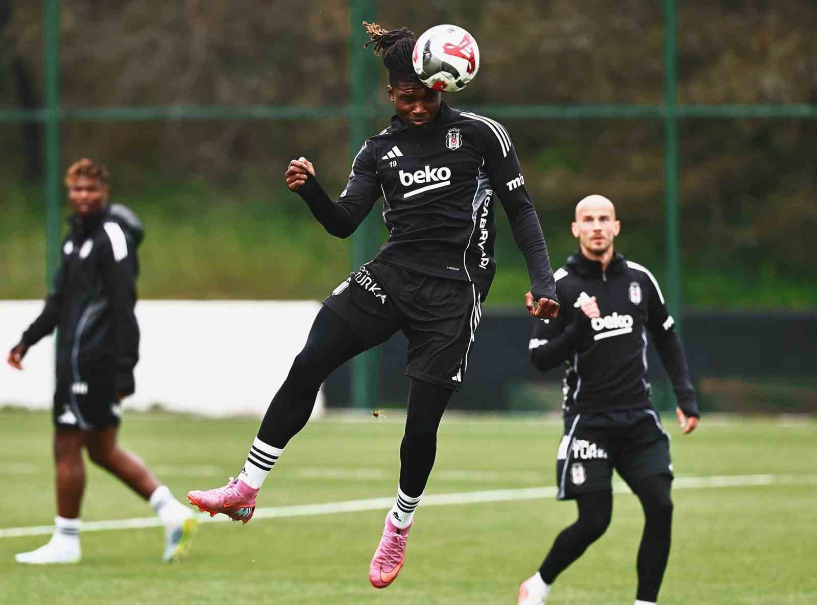 besiktas-konyaspor-maci-hazirliklarini-surdurdu