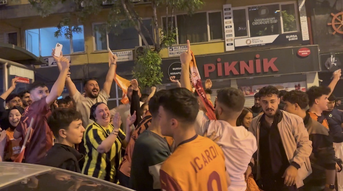bursada-renkli-gece