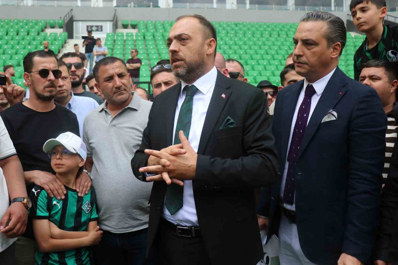 sakaryaspor-kongresinde-arbede-secim-ertelendi