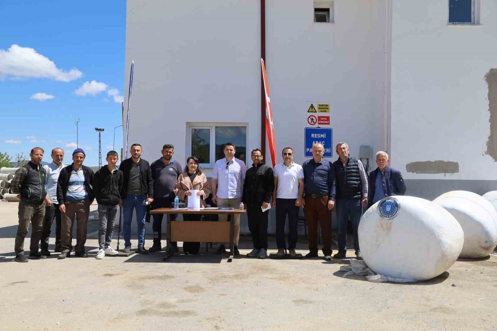 bursa-buyuksehir-belediyesinden-ureticiye-kaba-yem-destegi