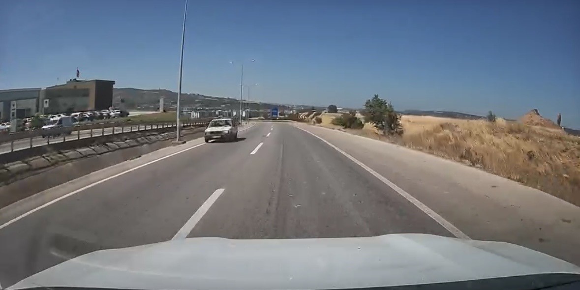 canakkalede-ters-yonde-giden-surucu-yakalandi-312-promil-alkollu-cikti