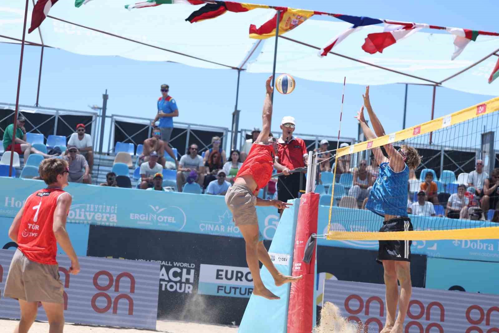 plaj-voleybolu-dunya-turunda-balikesir-etabi-sona-erdi