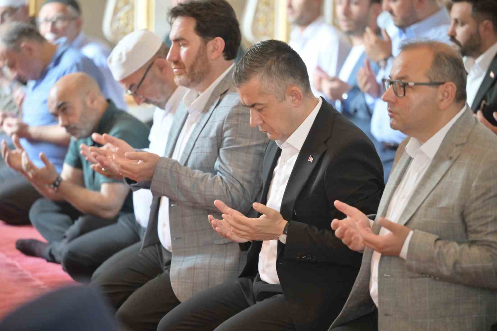 15-temmuz-darbe-girisimi-10uncu-yilinda-esenyurtta-unutulmadi