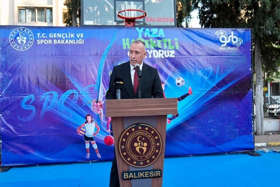 balikesirde-gencler-yaza-hareketli-giriyor