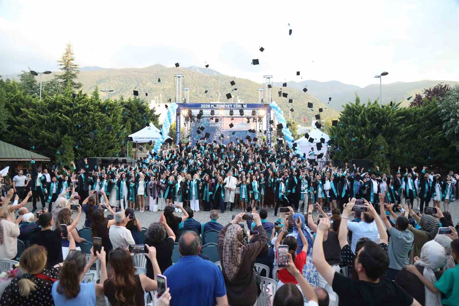 bursa-teknik-universitesinde-gurur-gunu