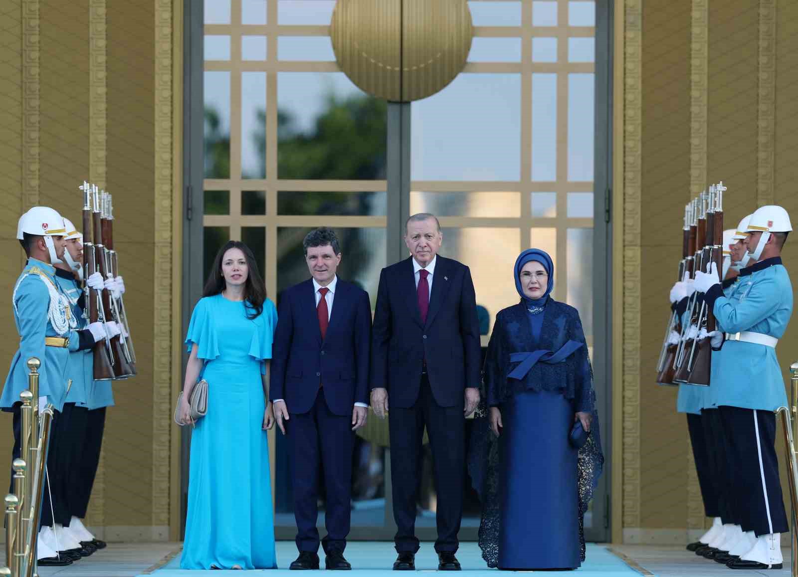 devlet-ve-hukumet-baskanlari-ile-esleri-onuruna-cumhurbaskanligi-kulliyesinde-resepsiyon-verildi