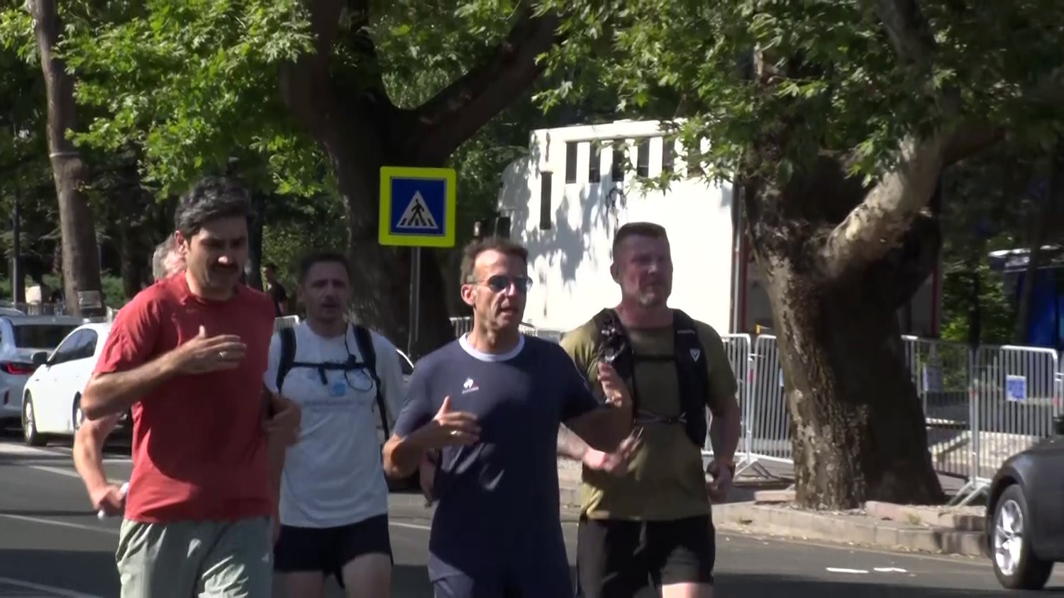 fransa-cumhurbaskani-macron-ankarada-sabah-kosusu-yapti