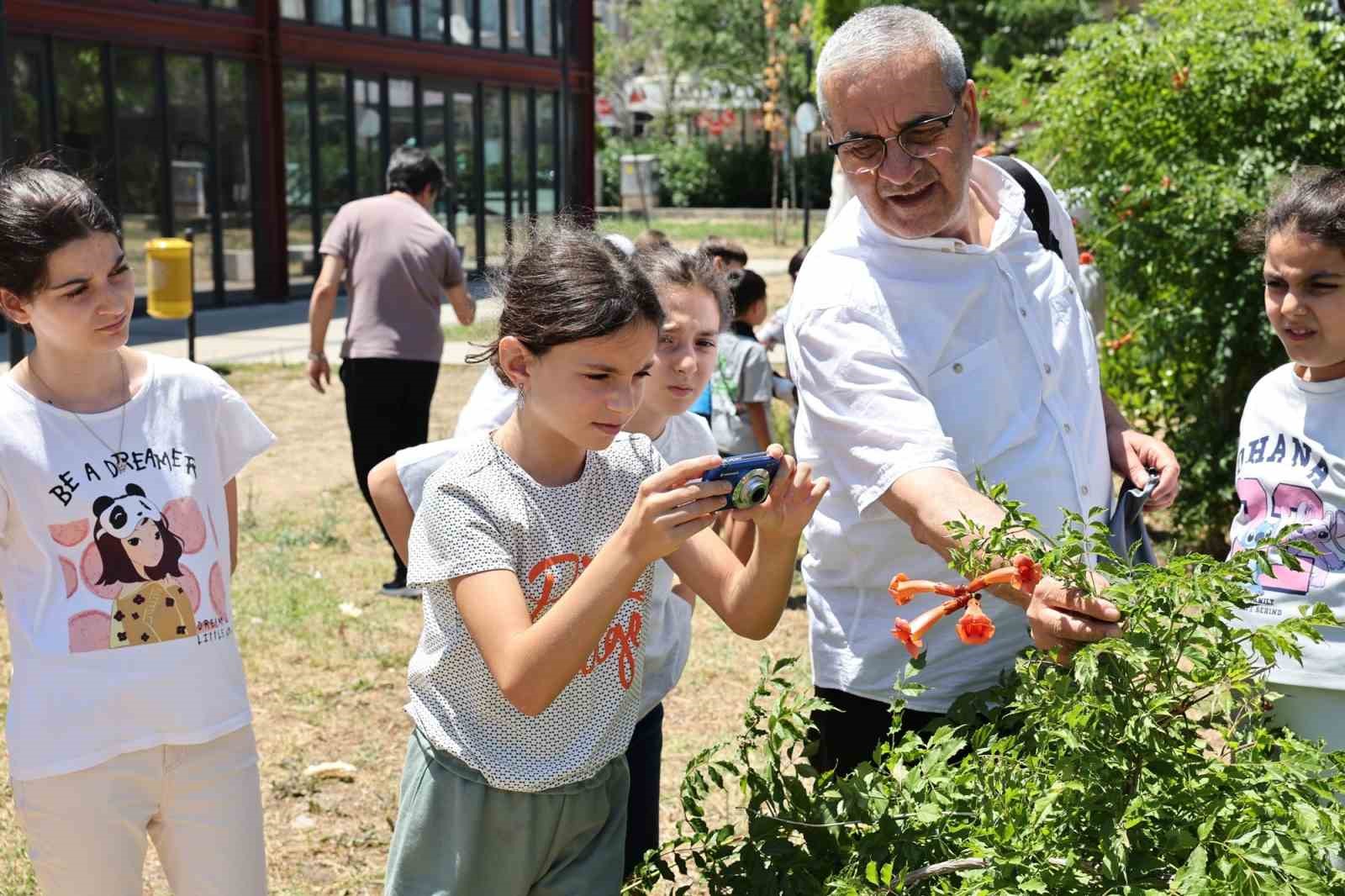 niluferde-cocuklar-bu-yaz-topragin-izinde