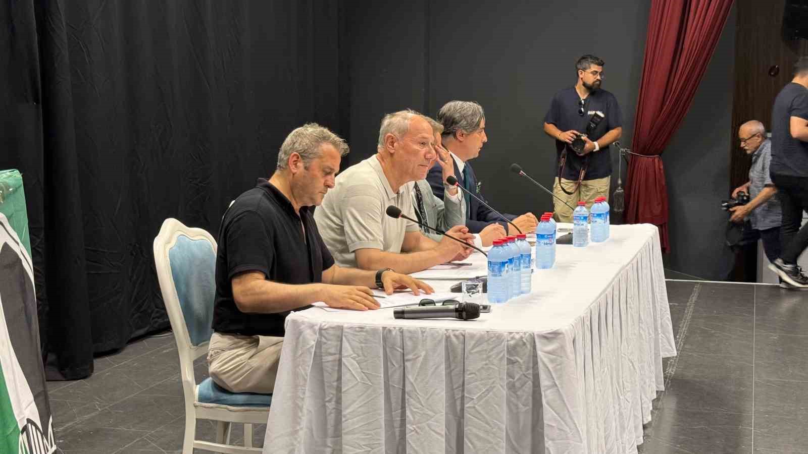 sakaryaspor-baskani-enes-zengin-yarim-kalan-hikayeyi-bastan-yazacagiz