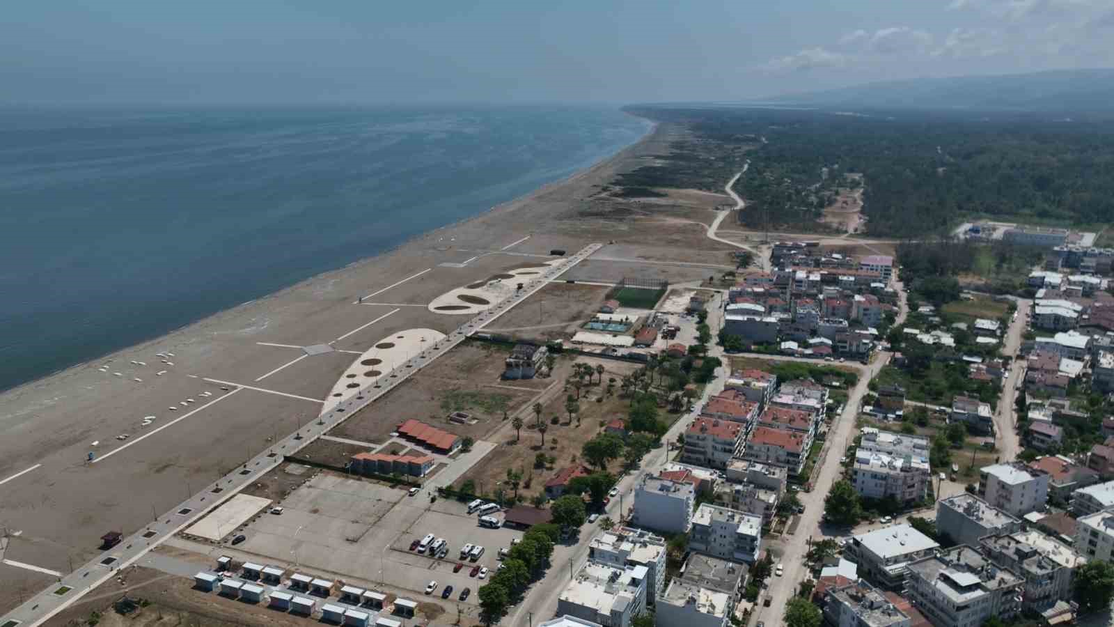turkiyenin-tek-parca-halindeki-en-uzun-sahili-yaza-hazir