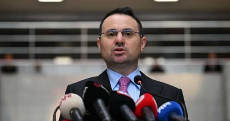 Gürlek: Hakikatin izini sürmekten vazgeçmeyeceğiz