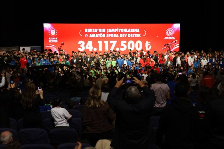 Bursa Amatör Spor Kulüplerine Rekor Destek Verdi