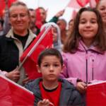 Bursa’da Cumhuriyet Coşkusu Yürüyüş ve Konserle Yaşandı