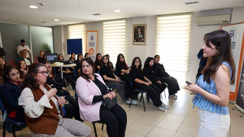 Bursa’da Kız Çocuklarının Hakları Konuşuldu