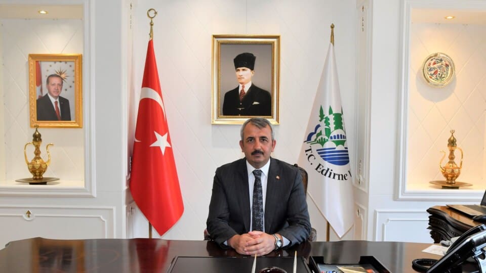 Edirne Valisi Yunus Sezer’den Yaşlılar Günü Mesajı