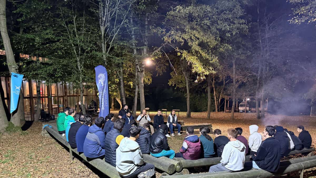 Macera Park’ta Gençler Kamp Heyecanı Yaşadı