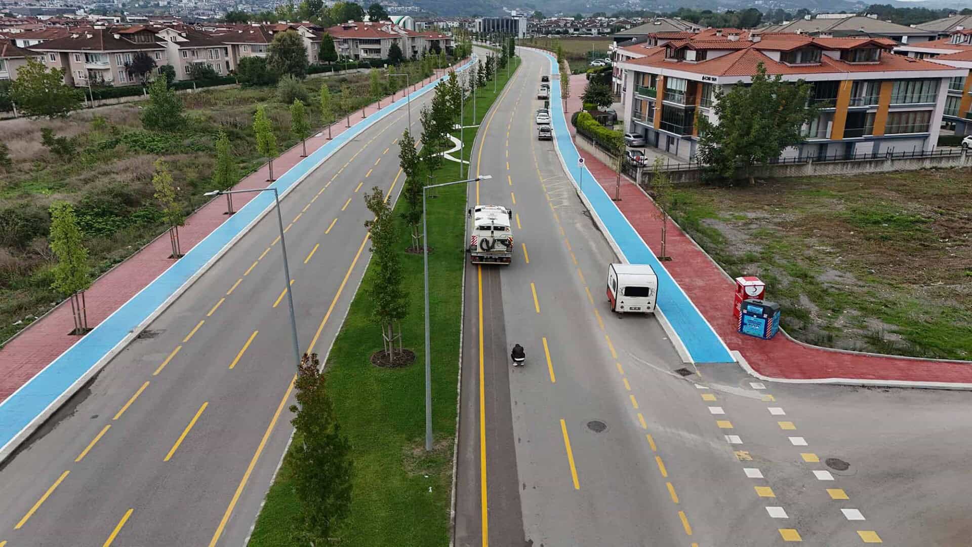 Sakarya’da Yağış Sonrası Yol Temizliği Başladı