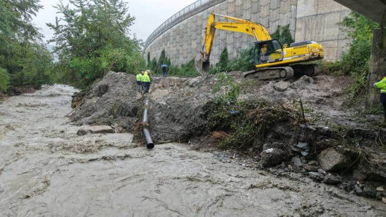SASKİ Heyelan Sonrası Altyapıyı Onarıyor