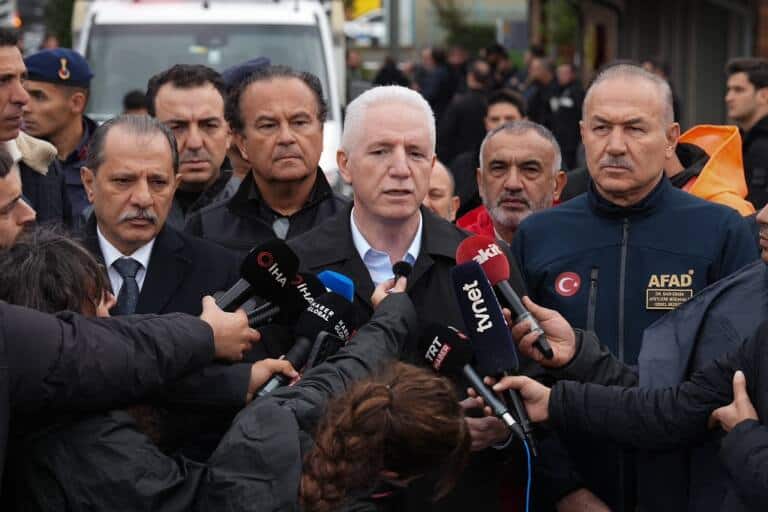 Vali Gül Sağanak Sonrası 3 İlçede İnceleme Yaptı