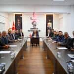 Vali Usta Armutlu’daki Sel Hasarını İnceledi